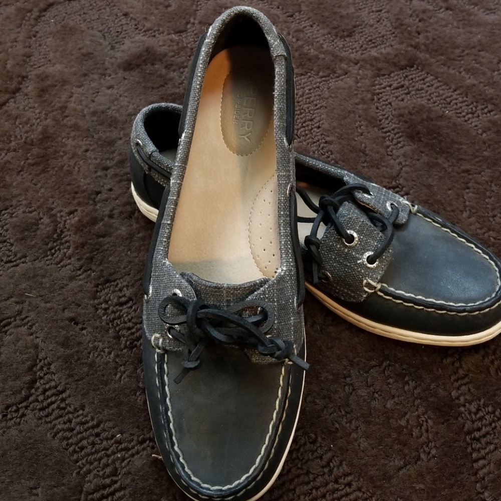 Womens shoes